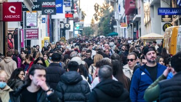 Εορταστικό ωράριο 2023: Ποιες ώρες θα είναι ανοιχτά τα καταστήματα