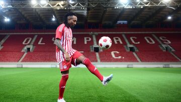 Οι πρώτες δηλώσεις του Ζέλσον Μαρτίνς: « Ο Ποντένσε μου είπε για τον Ολυμπιακό, θέλω να ξεσηκώσω το γήπεδο» - Βίντεο 