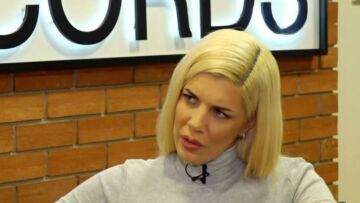 Μορφούλα Ιακωβίδου: Απαντά σε όσους της λένε ότι έκανε καριέρα λόγω του αδερφού της 