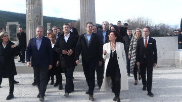 Αιγές - Μητσοτάκης:  Παγκόσμιας σημασίας η αναστήλωση του ανακτόρου στις Αιγές - Δείτε φωτογραφίες