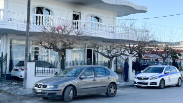 Ζεφύρι: Με πετρέλαιο πήγε να βάλει φωτιά στην σύζυγό του ο 53χρονος Ρομά