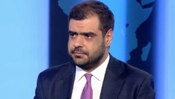 Μαρινάκης για τα Τέμπη: Το «μπάζωμα» ήταν επιχειρησιακή ανάγκη και όχι απόπειρα συγκάλυψης