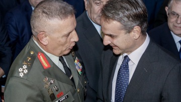 Κυριάκος Μητσοτάκης για Κωνσταντίνο Φλώρο: Βοήθησε να γίνει η Ελλάδα ακόμη πιο ισχυρή και περήφανη