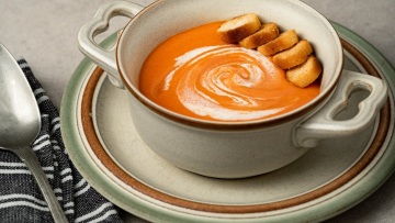 Τρεις εύκολες συνταγές για σούπες – Το αντίδοτο στον κρύο καιρό