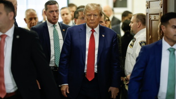 Τραμπ: Καλείται να πληρώσει σχεδόν 400.000$ στους New York Times έπειτα από αγωγή που έχασε