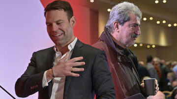 ΣΥΡΙΖΑ: Μετά τη ρήξη, χείρα φιλίας  από τον Κασσελάκη στον Πολάκη