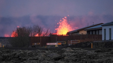 Ισλανδία: «Η λάβα δεν δείχνει κανένα σημάδι επιβράδυνσης» λέει ηφαιστειολόγος - Δείτε live την πορεία της