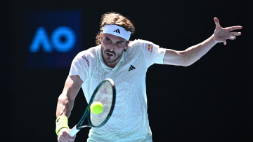 Australian Open: Με ανατροπή στον β' γύρο ο Τσιτσιπάς