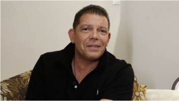 Γρηγόρης Μπιθικώτσης: Όλες οι μεγάλες επιτυχίες του πατέρα μου έχουν γραφτεί πάνω από ένα τηγάνι με κεφτέδες