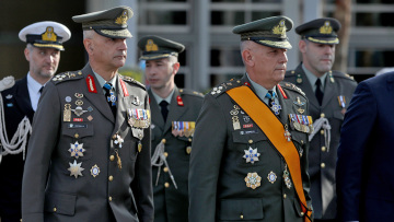 ΓΕΕΘΑ:  «Αποστολή εξετελέσθη» ο Κωνσταντίνος Φλώρος, μήνυμα υπεράσπισης της εθνικής κυριαρχίας από τον στρατηγό Χούπη