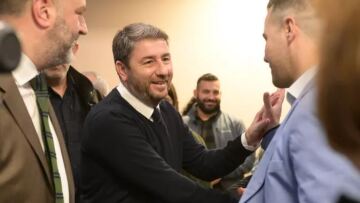 Ανδρουλάκης: Ως πότε θα βαφτίζουμε ανάπτυξη τον αφελληνισμό της ελληνικής οικονομίας;