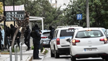 Οι δολοφονίες που άλλαξαν τον χάρτη της Greek Mafia: Η ματωμένη διαδρομή ξεκίνησε από τον αρχινονό Στεφανάκο και έφτασε μέχρι τον Ζαμπούνη που γάζωσαν με 97 σφαίρες