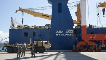 Υεμένη: Οι Χούτι ανακοίνωσαν πως έπληξαν αμερικανικό στρατιωτικό πλοίο στον Κόλπο του Άντεν