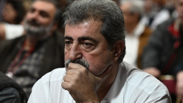 «Λάθος σύντροφε Αλέξη» - Επίθεση Πολάκη σε Τσίπρα μετά την αυτοκριτική για Novartis και τηλεοπτικές άδειες