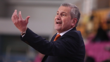 AEK: Ο Ζούρος θα αντικαταστήσει τον Πλάθα στον πάγκο της Ένωσης 