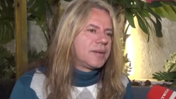 Δημήτρης Κοργιαλάς: Κατάξανθος σε νέα του εμφάνιση - Δείτε το βίντεο