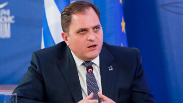 Πιτσιλής στον ΟΟΣΑ: Οι πέντε παρεμβάσεις της ΑΑΔΕ για τη μείωση της φοροδιαφυγής 