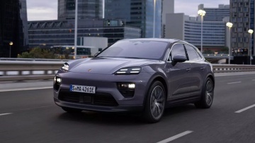 Αποκλειστικό: Το newsauto στην πρεμιέρα της νέας Porsche Macan