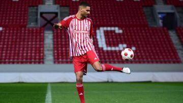 Ολυμπιακός: Ανακοίνωσε την απόκτηση του Κάρμο 