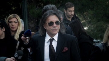 Δίκη για το Μάτι - Απολογία Ψινάκη: Οι δρόμοι ήταν στενοί σαν μονοπάτια - Ντροπή, του φώναξε συγγενής θύματος