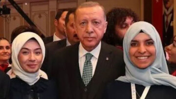 Κόμμα στη Γερμανία πιθανόν να ιδρύσει ο Ερντογάν - Η 25χρονη που τον προωθεί