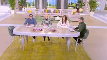 Φαίη Σκορδά: Βαρύ το κλίμα στην εκπομπή «Fay's Time» μετά τον θάνατο του πατέρα της