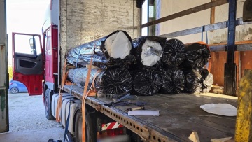 Θεσσαλονίκη: Κατασχέθηκαν πάνω από 300.000 πακέτα λαθραίων τσιγάρων - Συνελήφθησαν τρία άτομα