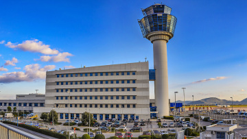 Βloomberg: H δημόσια προσφορά του «Ελ.Βενιζέλος» επιστέγασμα της επιστροφής της Ελλάδας