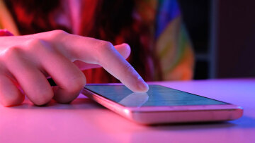 Και η Αυστρία προχωρά στην απαγόρευση των social media σε παιδιά, θα ζητήσει και λύση σε ευρωπαϊκό επίπεδο
