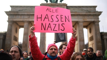 Γερμανία: Πληθαίνουν οι συμμαχίες του «δημοκρατικού τόξου» κατά του ακροδεξιού κόμματος AfD