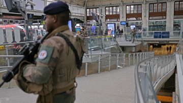 Παρίσι: Επίθεση με 3 τραυματίες σε κεντρικό σιδηροδρομικό σταθμό - Σύλληψη ενός άντρα - Δείτε βίντεο και φωτογραφίες