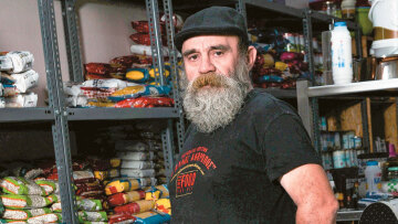 Κωνσταντίνος Πολυχρονόπουλος: Είπαν ότι έχω περιουσίες και διαμάντια, θα μηνύσουμε όλους αυτούς για τα ψέματα