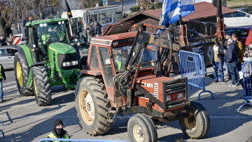 Αγρότες - Μαρούδας: Θα υλοποιήσουμε την απόφαση που πήραμε στη Νίκαια - Θα κατέβουμε με τρακτέρ στην Αθήνα 