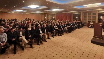 Συνάντηση Δούκα με Χαρίτση και Ηλιόπουλο το μεσημέρι στο δημαρχείο