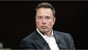 Μασκ: Εντείνει την κόντρα με το Λονδίνο - «Είναι αυτή η Βρετανία ή η Σοβιετική Ένωση;»