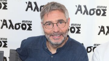 Ο Θοδωρής Αθερίδης εξηγεί πώς οι κρίσεις πανικού τον οδήγησαν στον αλκοολισμό: Έπινα ένα μπουκάλι ουίσκι την ημέρα με πάρα πολλές μπύρες