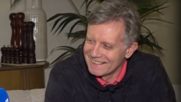 Γιάννης Σαββιδάκης: Τα γράμματα από θαυμάστριές μου, έρχονταν στο σπίτι σε σακούλες σκουπιδιών