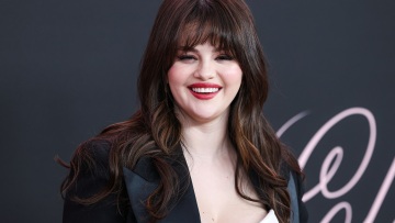 Σελίνα Γκόμεζ - Μπένι Μπλάνκο: Αγκαλιασμένοι σε νέα φωτογραφία