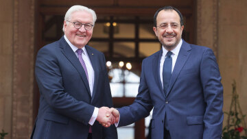  Ο Σταϊνμάιερ στην Κύπρο: Πρώτη επίσκεψη Γερμανού προέδρου στη μεγαλόνησο