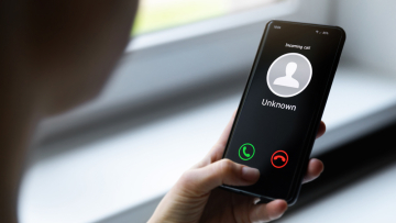 Καστοριά: Εξαπάτησε γυναίκα με δήθεν επιστροφή φόρου και αγόρασε πανάκριβα κινητά