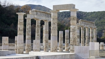 Β. Ελλάδα: Τα έργα σε Αιγές και Φιλίππους ενισχύουν τον πολιτιστικό τουρισμό