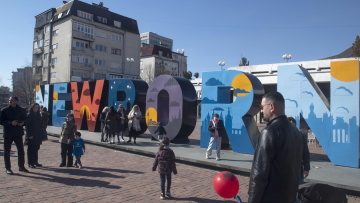 Εορτασμοί στην Πρίστινα για τα 16 χρόνια από την ανεξαρτησία του Κοσόβου