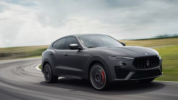 Αυτά είναι τα 5+1 SUV πύραυλοι που κυκλοφορούν στην Αθήνα