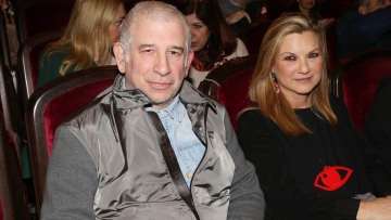 Πέτρος Φιλιππίδης: Εργάζεται στον ιδιωτικό τομέα όπως και η σύζυγός του, λέει ο δικηγόρος του