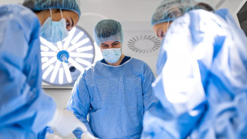 Απογευματινά χειρουργεία: Πώς θα λειτουργήσουν στο ΕΣΥ – Από 300 έως 2.000 ευρώ το κόστος για τους πολίτες