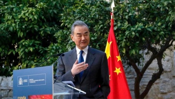 Η Κίνα θα ήθελε να συνεργαστεί με την ΕΕ για την προώθηση του ελεύθερου εμπορίου