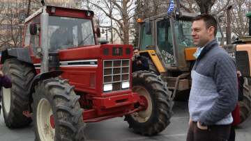 Στα τρακτέρ στην Ομόνοια το απόγευμα ο Κασσελάκης