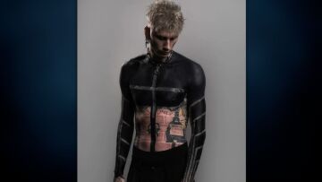 Μασίν Γκαν Κέλι: Σοκαρισμένοι οι φαν του μουσικού με το νέο του τατουάζ - Το έκανα για πνευματικούς σκοπούς, υποστηρίζει