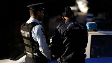 Συνελήφθη αναρχικός για κλοπή σε σούπερ μάρκετ στην Πάτρα