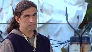 Κορινθία: Ντελίβερι και κούριερ δούλευε ο πατέρας παλαιοχριστιανών πριν μπει στο Δημόσιο - «Δεν περίμενα να με ζει το σύστημα»